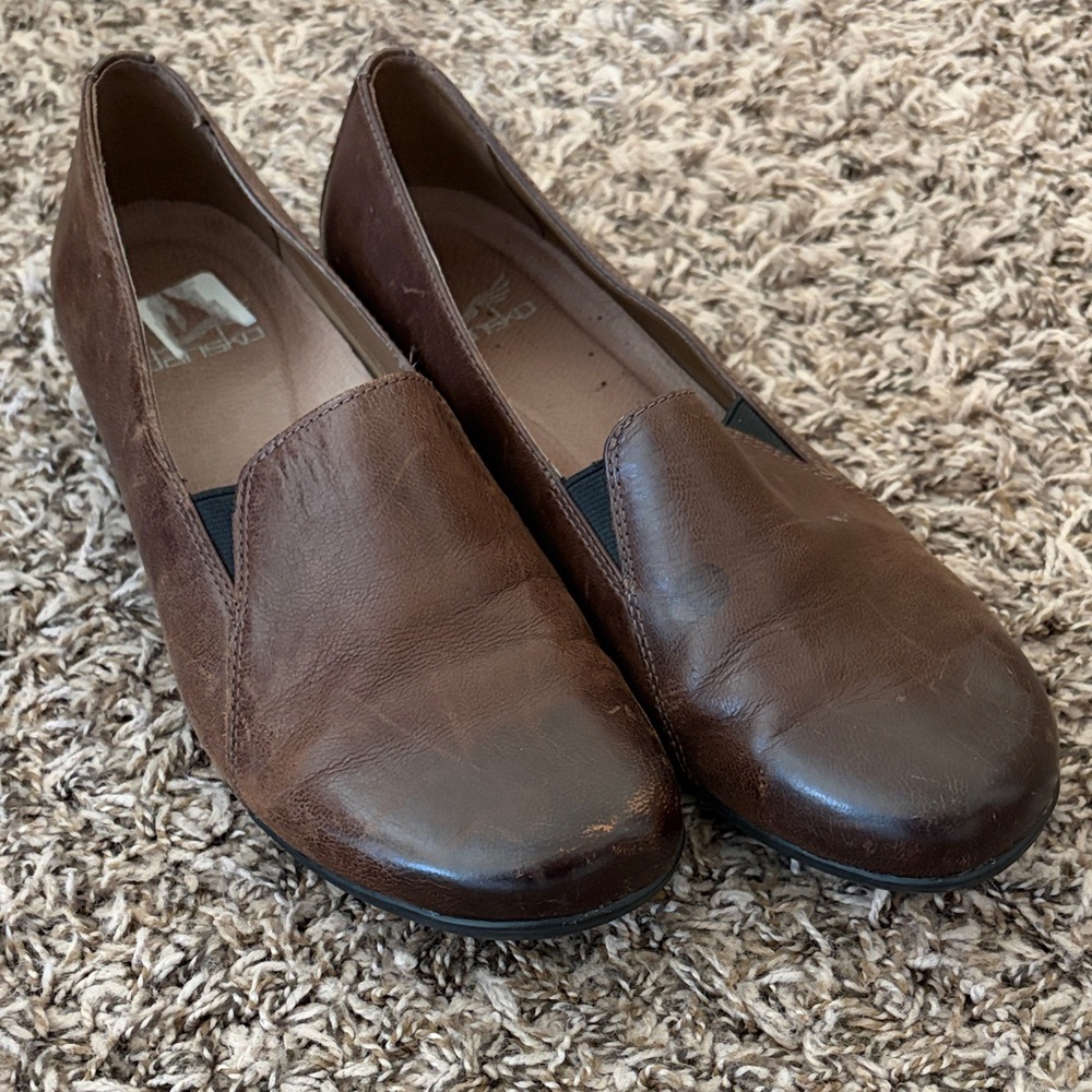 Dansko flats